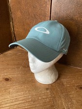 Oakley Performance 6 Panel